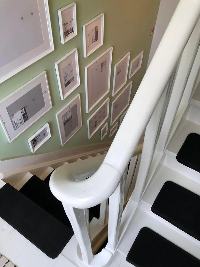 Villa Louis Ostend 0*,
